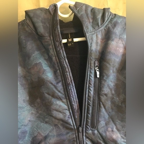 NWT Men’s Soft-Shell Sherpa Zipper Jacket in Blue by • all in motion • Size S - Picture 3 of 5